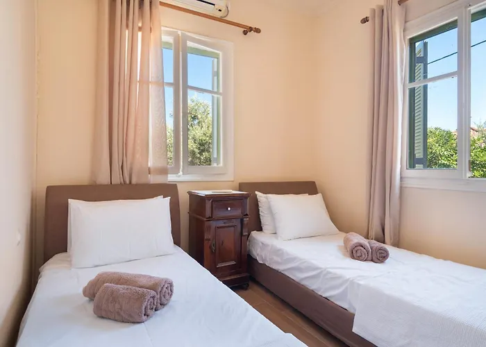 Avra Country house